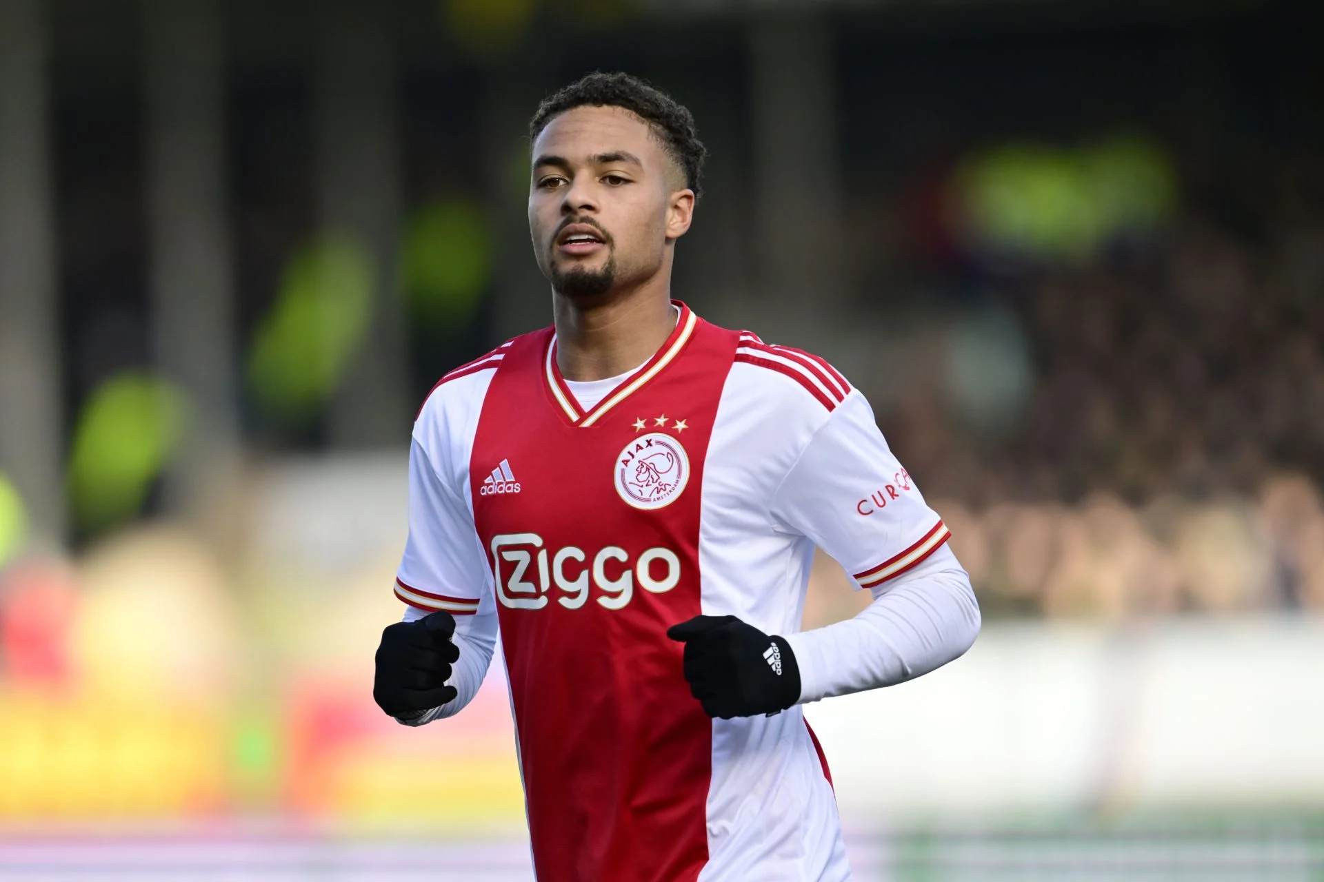 Sky Sport: Roma interested in Ajax wide man Devyne Rensch