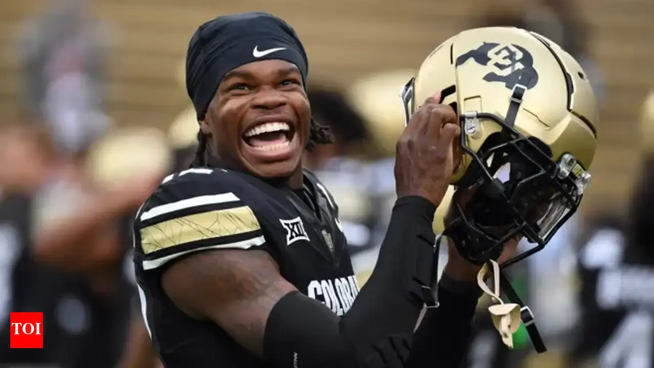 Travis Hunter backflip dances as Savannah Bananas VIP player before NFL draft