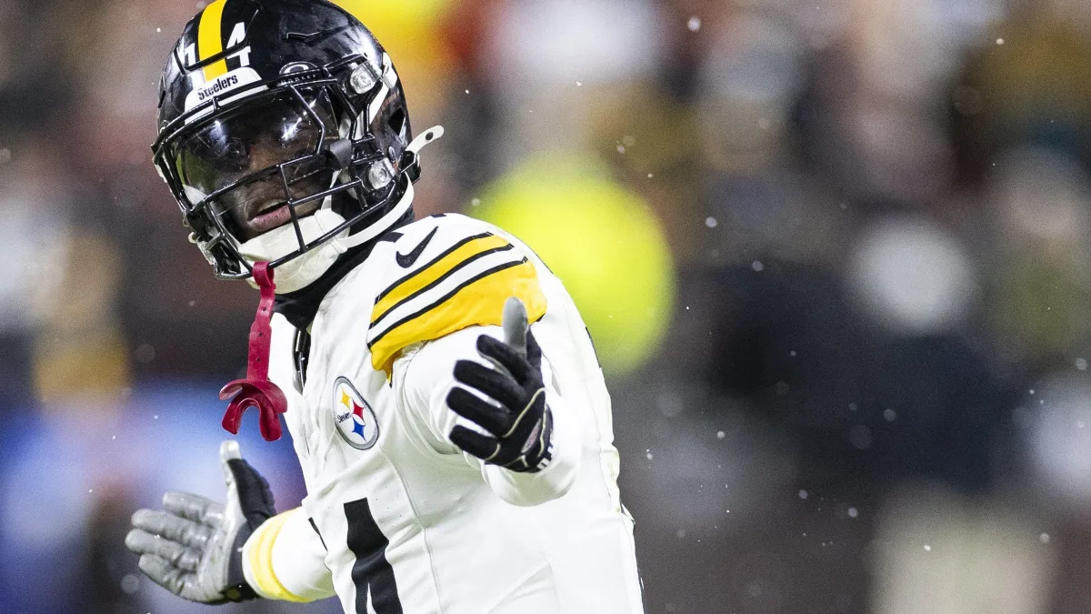 Steelers Face NFL’s Toughest QB & WR Challenge, Expert Says Steelers Face NFL’s Toughest QB & WR Challenge, Expert Says